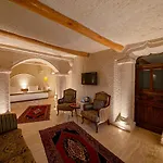 Hotel Farmer Cave House *