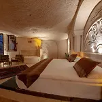 Farmer Cave House Hotel