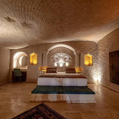 Farmer Cave House Hotel