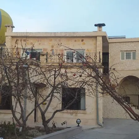 Farmer Cave House Ургуп