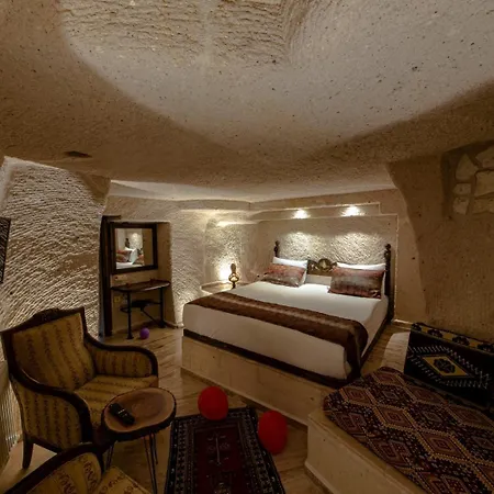 Szálloda Farmer Cave House *