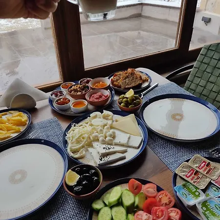 Farmer Cave House Hotel Ürgüp