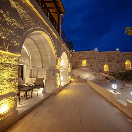 Farmer Cave House Отель Ургуп