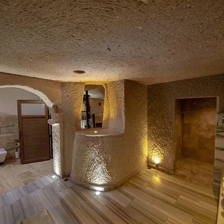 Отель Farmer Cave House *