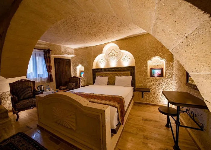 Farmer Cave House Hotel