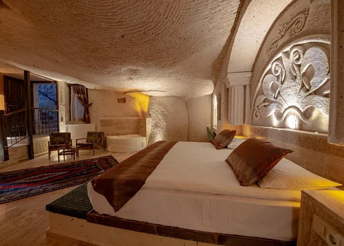 Farmer Cave House Hotel