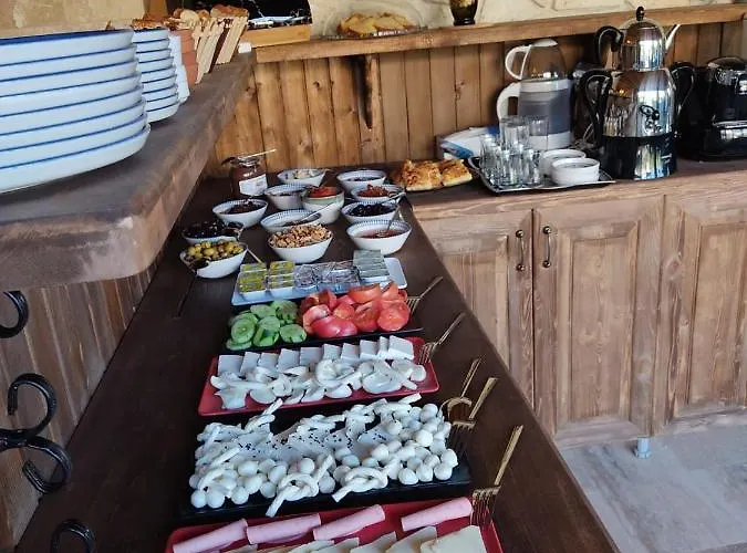 Farmer Cave House Hotel *