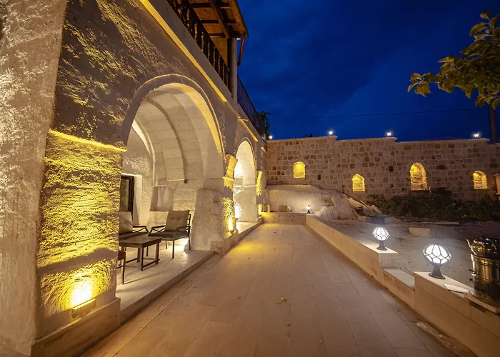 Farmer Cave House Hotel Ürgüp