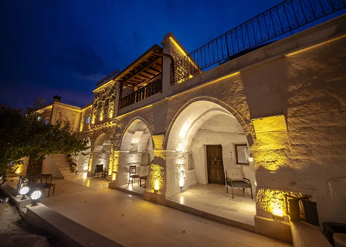 Farmer Cave House Hotel